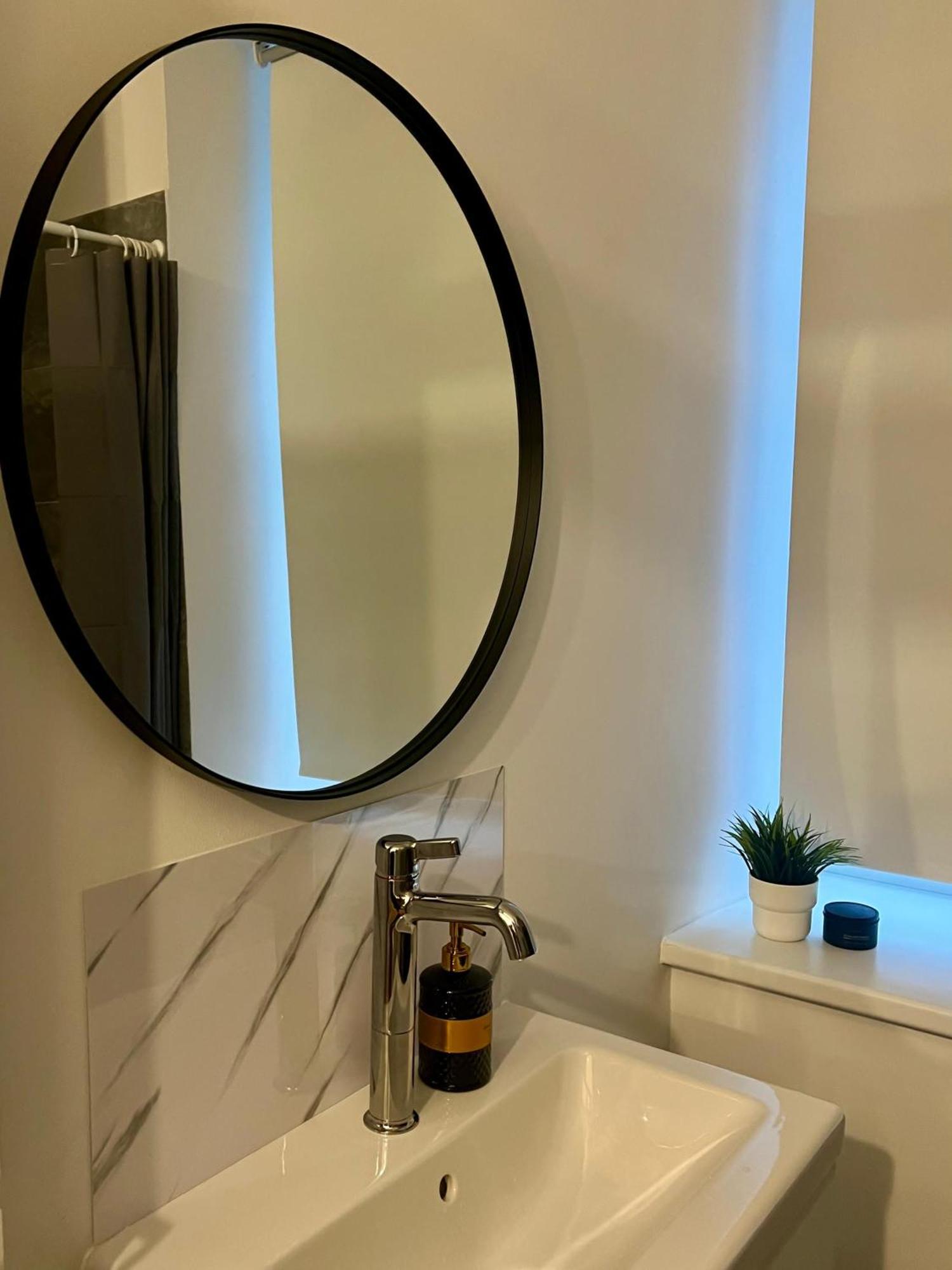 Appartement Stylish In Eveles Street *